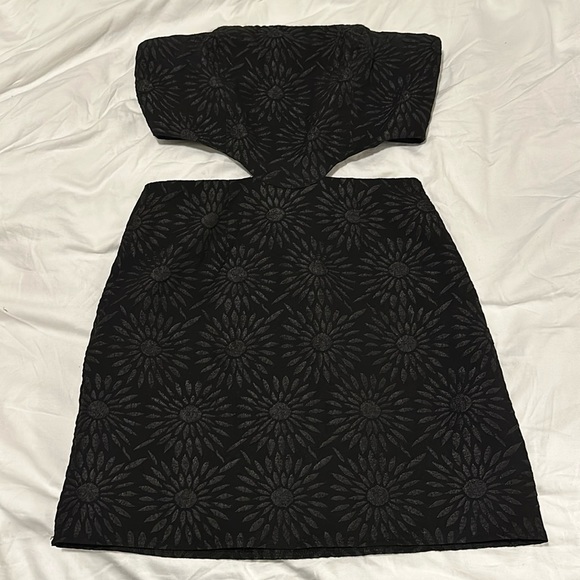 Princess Polly Naomi cut out mini dress size 6 - Picture 2 of 9